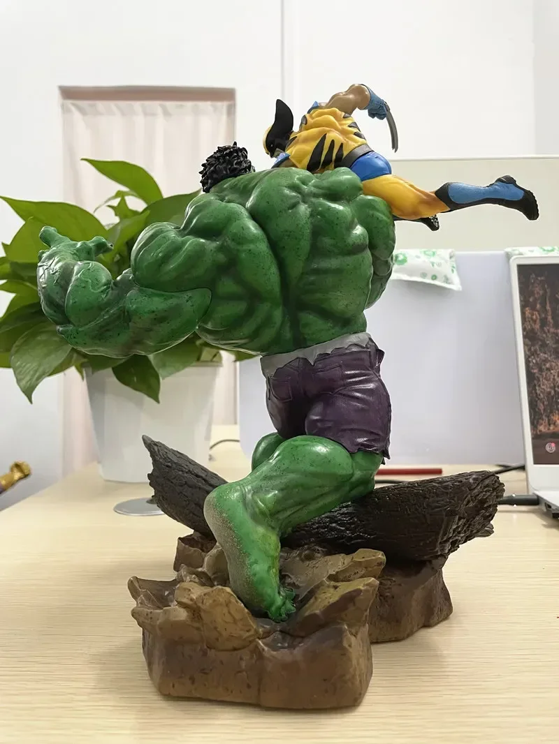 Экшн-фигурка халкера из ПВХ 36 см