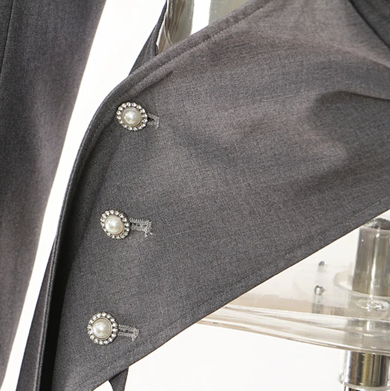 Yuxinfeng 2023 Autumn New Irregular Women's Coat Personality Design Hollow Out Long Sleeve Short Slim Ladies Blazers Oversize