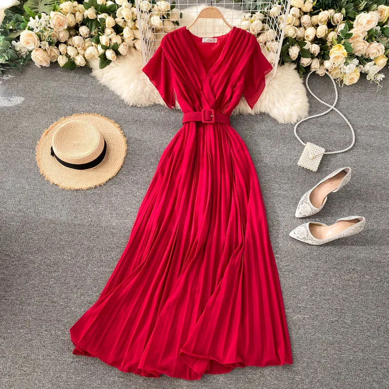 

Heavy Industry Pleated Slim Long Vacation Style Chiffon Pleated Skirt Solid Color Temperament V-neck 2022 New French Dress