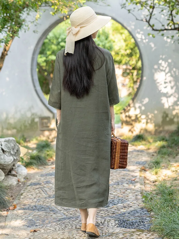 Художественное однотонное хлопковое и льняное платье с короткими рукавами