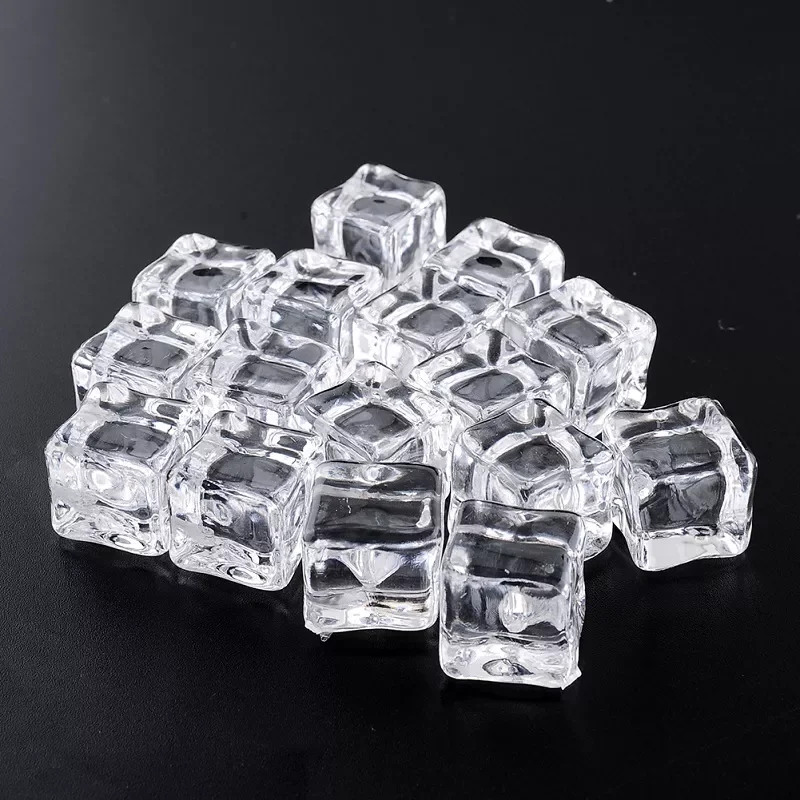 

16Pcs Fake Ice Cubes Reusable Artificial Clear Acrylic Crystal Cubes Whisky Drinks Display Photography Props Wedding Party Decor