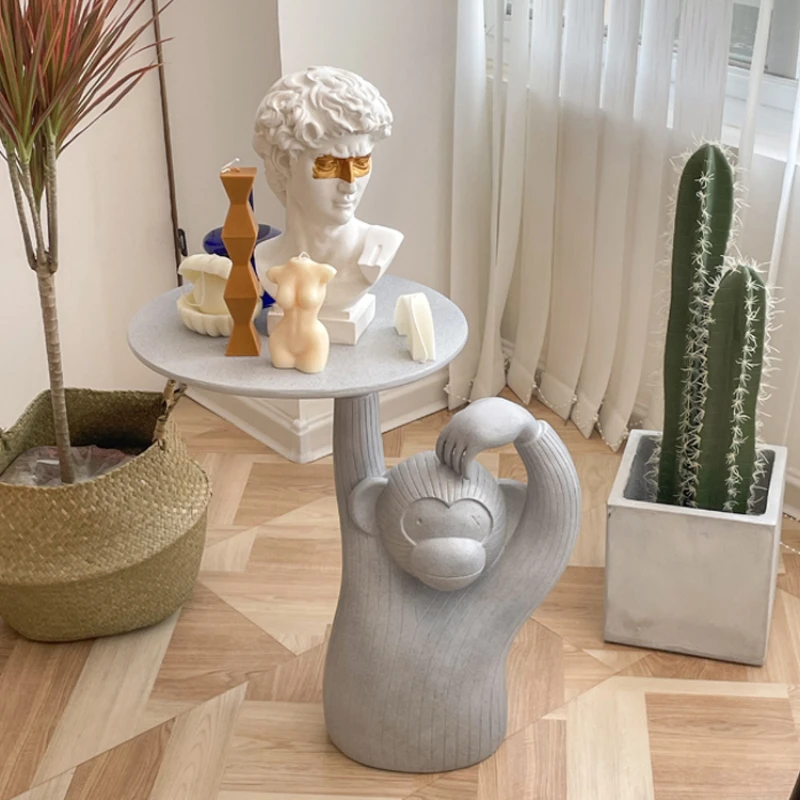 

Fashion design, art creativity, monkey side cute coffee table, coffee table, animal side, sofa corner