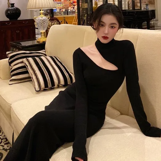 

Осенне-зимнее Новое Элегантное приталенное длинное платье с рукавом установленное Черное Трикотажное женское платье