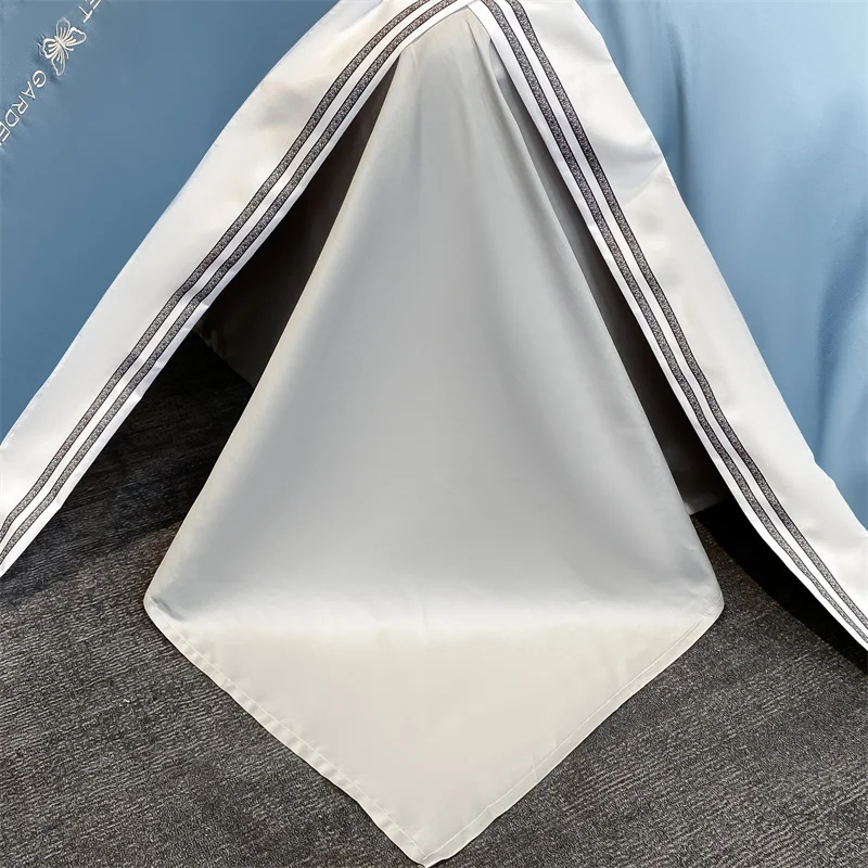 Комплект постельного белья с вышивкой бабочки 100% хлопок синий серый саржевый