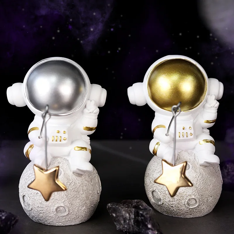 

Car Vehicle Ornaments Fishing Stars Small Astronaut Ornaments Modern Home Wine Cabinet Decoration Astronaut Hand-Made Tiger
