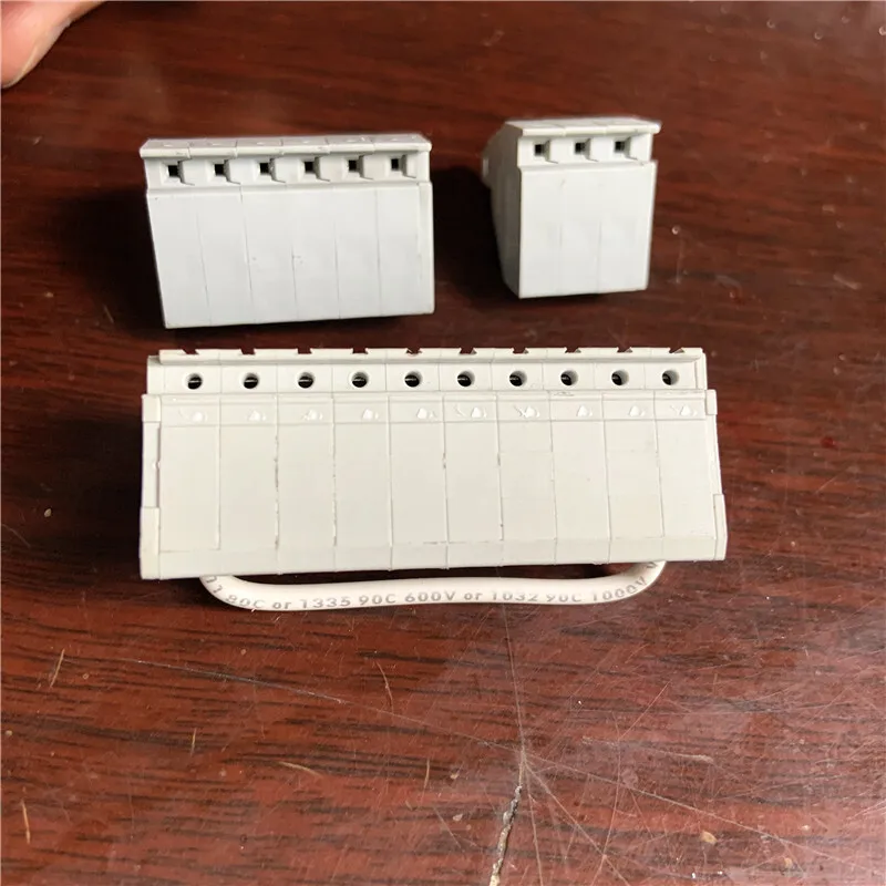 Разобранный инверторный блок управления Danfoss пластиковая Клеммная колодка