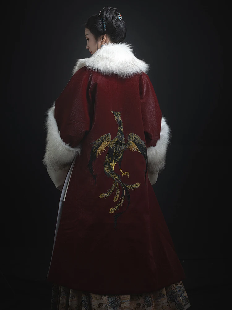 Рисунок 2 - Зимнее Стеганое пальто Hanfu с