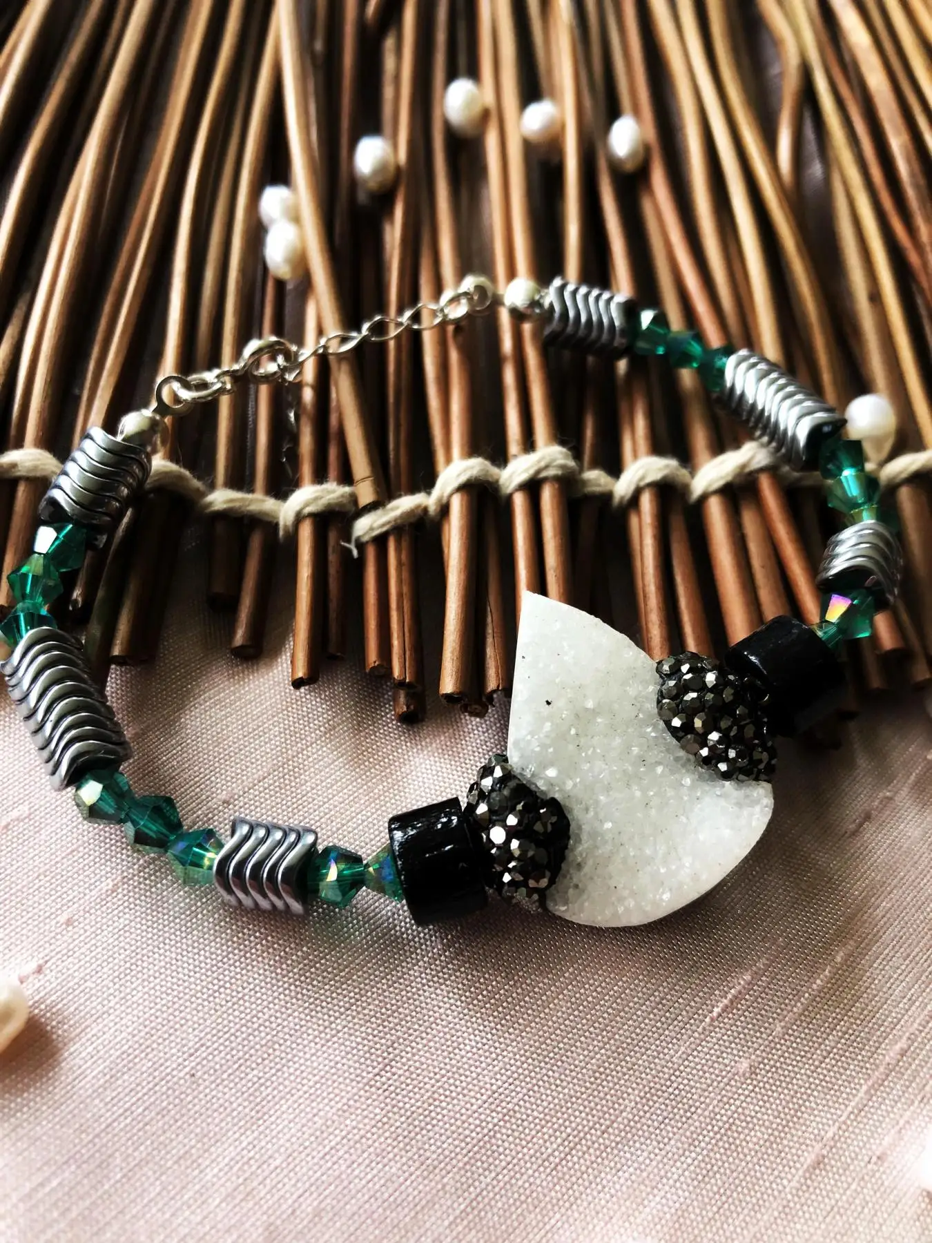 

Luxury Collection Quartz, Crystal And Hematite Stone 925 Sterling Silver Women Handmade Bracelet Lxdr54