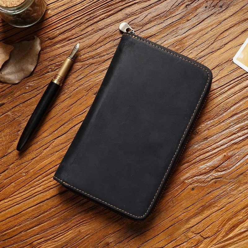 

Мужской кожаный пенал для ручек