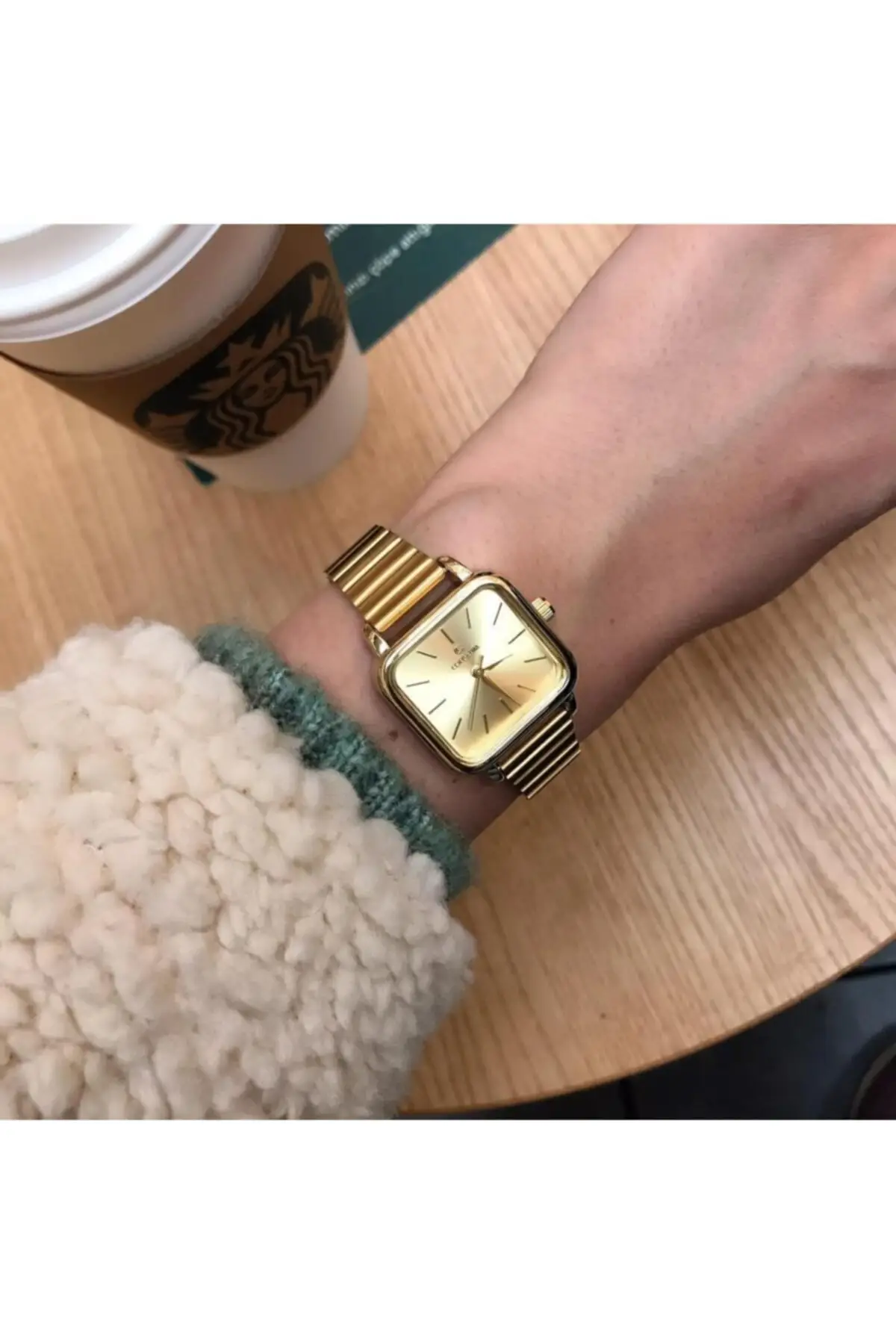 

2022 Watches Minimal square gold woman New Luxury Quartz Clock Top Stylish Brand Sport Fashion High Quality