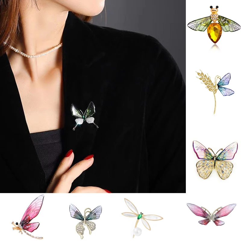 

New Vintage Women Crystal Brooches Dragonfly Butterfly Bee Badge Pin Elegant Scarf Collar Rhinestone Pins Party Jewelry Gift