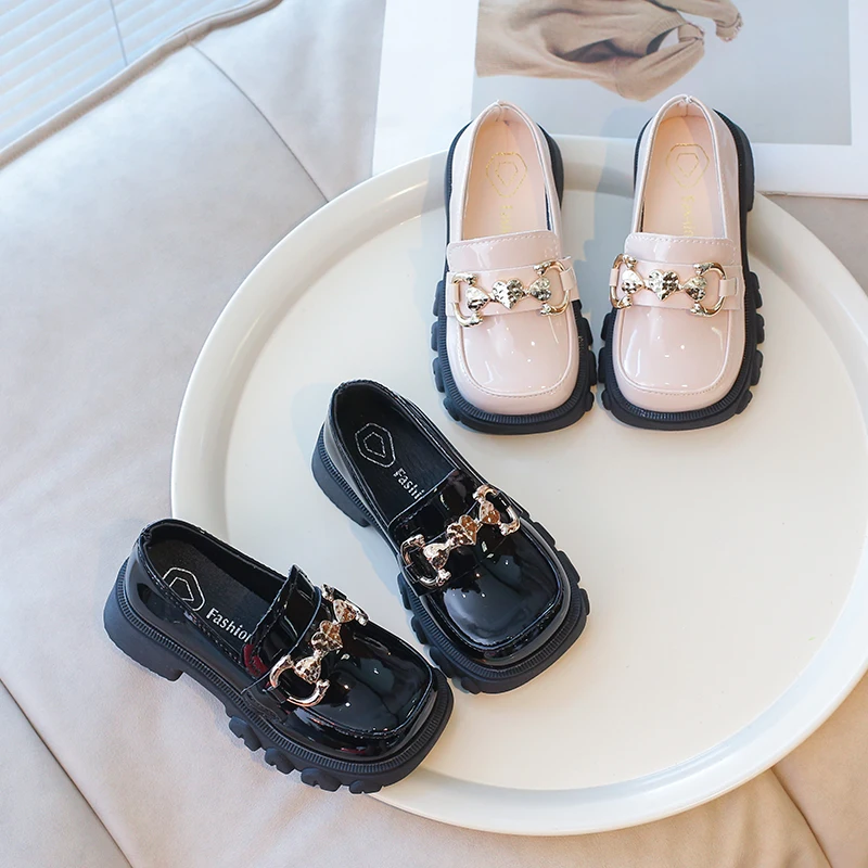 Женские кожаные туфли с застежкой-кольцом Love демисезонные Нескользящие уличные