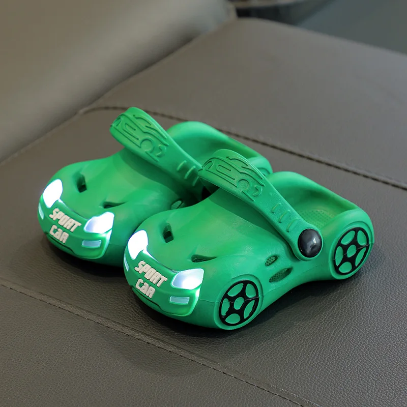 

New EVA Cartoon Car Outdoor Sandals for Boys Girls Sports Breach Soft Kids Summer Shoes 2 to 8 Years Child Sneakers A217