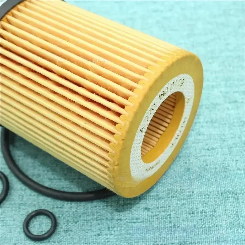 A 2701800009 Масляный фильтр для Mercedes Benz B C ECLA GLA GLB GLC C-Class E-Class OEM:A 2701840225 2701800109 15208-HG00D