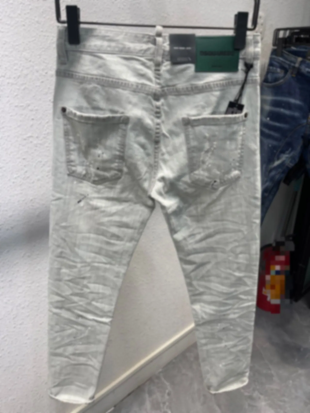 2023 Spring/Summer New D2 Jeans Fashion Men's Wash Embroidery Emblem Embroidery Logo Slim Fit Elastic Feet White