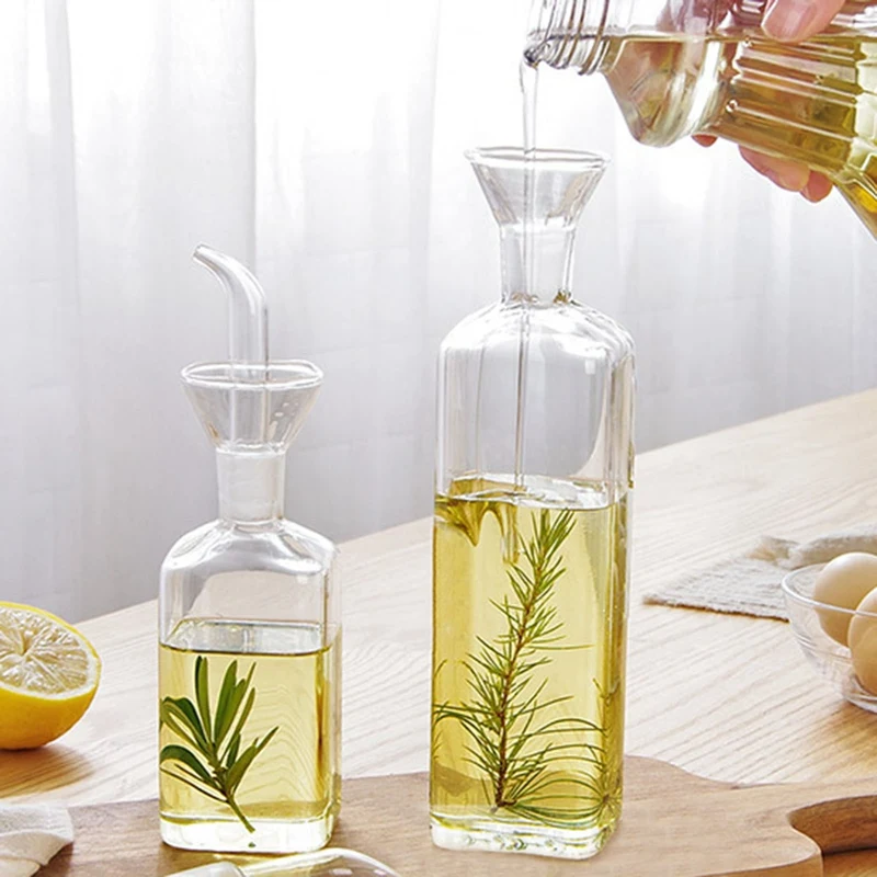 

1Pcs Clear Kitchen Oil Seasoning Bottle Transparent Glass Olive Oil Vinegar Bottle Soy Sauce Spout Pourer Kitchen BBQ Supplies