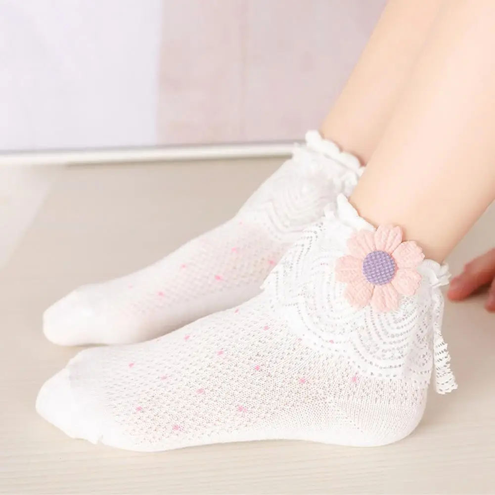 

Anti-fade 2 Colors Decorative Baby Girl Solid Short Socks for Daily Wear