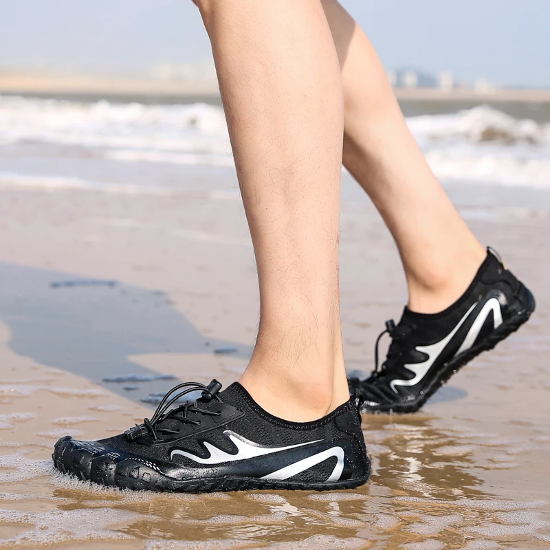 Men Swimming Shoes Beach Aqua Shoes Women Quick Dry Barefoot Upstream Surfing Slippers Hiking Water Shoes Wading Unisex Sneakers