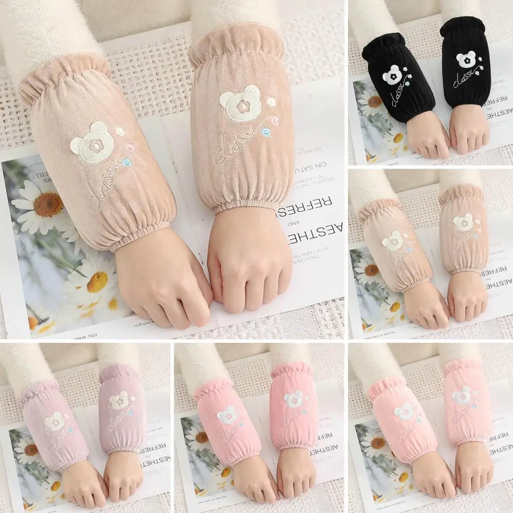 

1 Pair Cleaning Sleevelets Winter Dirt Resistant Protect Sleeve Painting Cartoon Embroidery Sleeves Covers Household Stuff