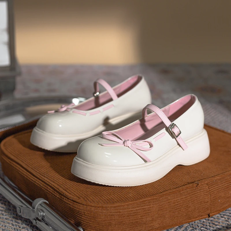 

Туфли женские на платформе с круглым носком, милая Дизайнерская обувь в японском стиле «Лолита Мэри Джейн», белые вечерние туфли-лодочки с пряжкой, для девушек