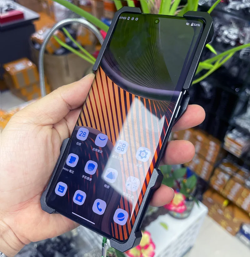 Фото Роскошный прочный металлический алюминиевый чехол-броня Thor для Motorola Moto Edge 70 60 50 X50 Pro Ultra, задняя крышка, бампер №5