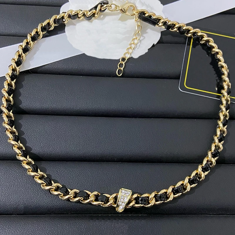 

Korean Fashion Leather Patchwork Necklace Women Retro Sexy Letter Necklace Zircon Pendant Goth Girl Neck Jewelry Accessories
