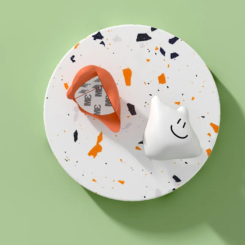 Рисунок 3 - защитные уголки для мебели