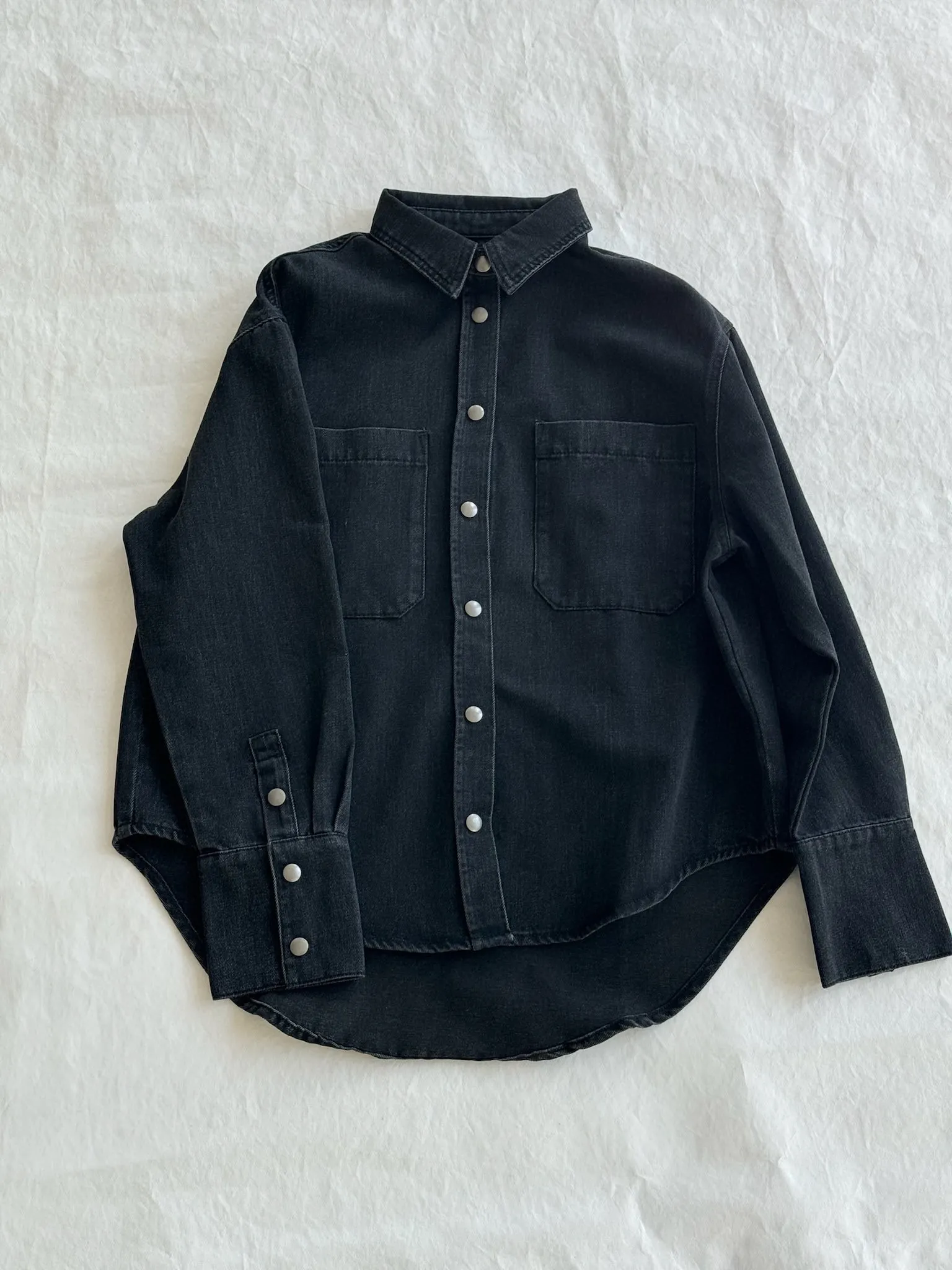 New vintage black denim jacket for pre-fall 2024 1021