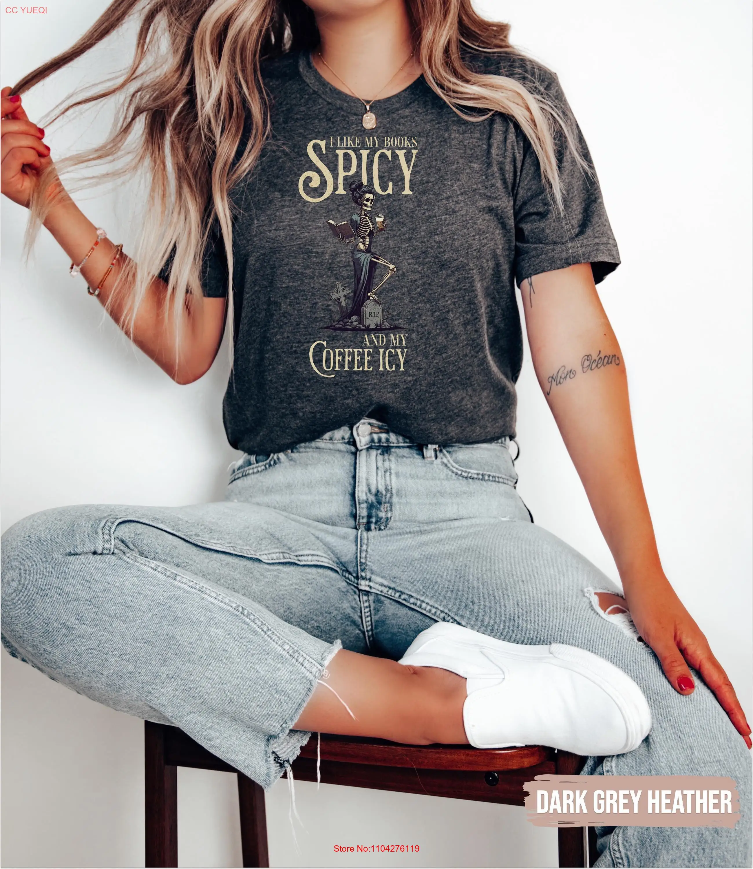 Футболка I Like My Books Spicy and Coffee Icy Скелет Booktok Merch Book Reader с круглым вырезом Книжная