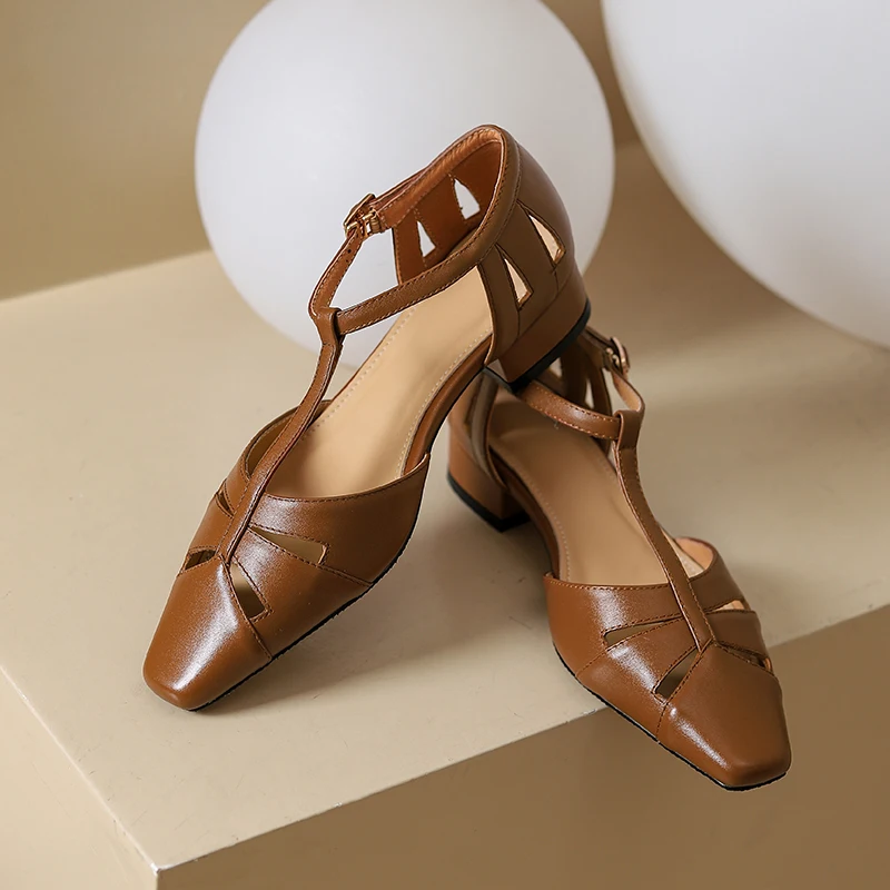 

2022 Summer Design Genuine Leather Sandals Flat Women's Shoes Roman Style Fashion Dancing Women Sandals