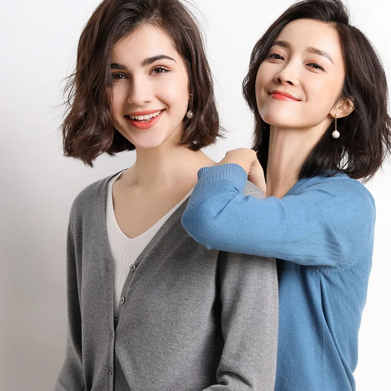 

2023 Autumn Ol Temperament New Korean Fashion Women's Cardigan Long-sleeved V-neck Casual Straight Sweater Basic Style