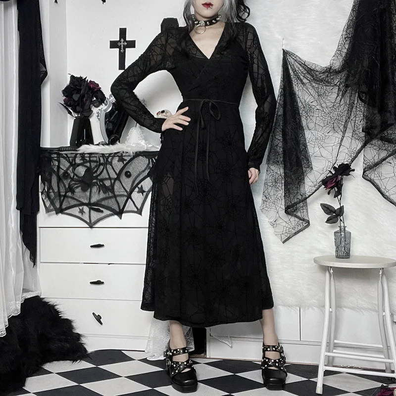 

Fashion new spider web panels, cardigans, sheer maxi dresses, dark sexy V-neck, high-rise, cinched-waist long-sleeved dress