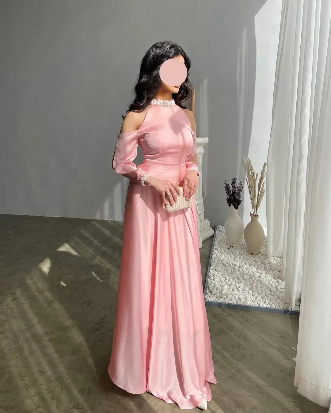 

Saudi Arabia Prom Dresses Pink Organza Evening Dresses Long Sleeves O-Neck Flowers Floor Length Formal Women Party Gowns