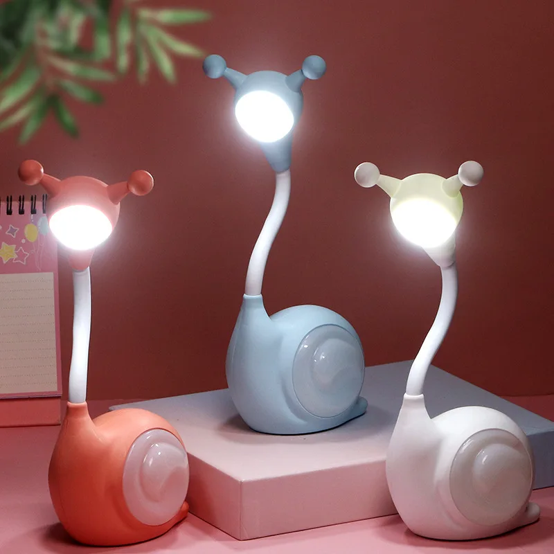 

Small Snail Table Lamp LED Bedroom Bedside Lamp Eye Protection Children‘s Room Reading Lamp Multi-angle Adjustment Night Lamp