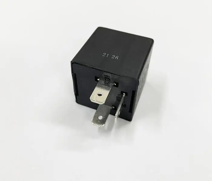 

Turn Signal Blinker Relay for VW Golf MK2 MK3 / Jetta MK2 MK3 / Corrado / Scirocco MK2