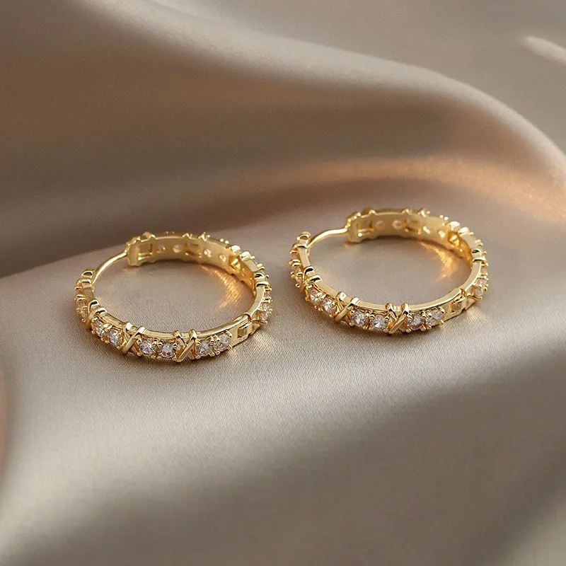

Plain ring large earrings, vintage Hong Kong style, light luxury 925 silver needle earrings, female diamond earrings, earrings