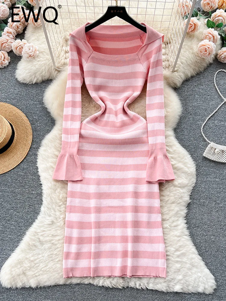 

Женское трикотажное платье в полоску, с квадратным вырезом и длинным рукавом