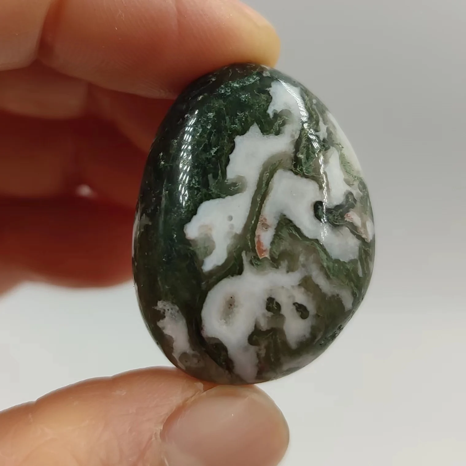 

Натуральный мох агат, tumbled stones