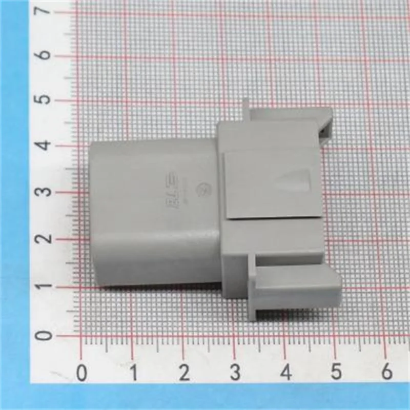 

5Pcs/Lot DT04-08PA DEUTSCH CONNECTOR The corresponding metal needle can contact customer service.