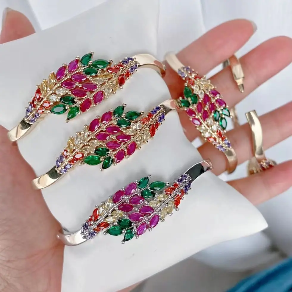 

3 шт. 2023 Высокое Качество Радужный кубический цирконий выложенный лист браслет CZ Кристалл открытый регулируемые браслеты для женщин Свадеб...