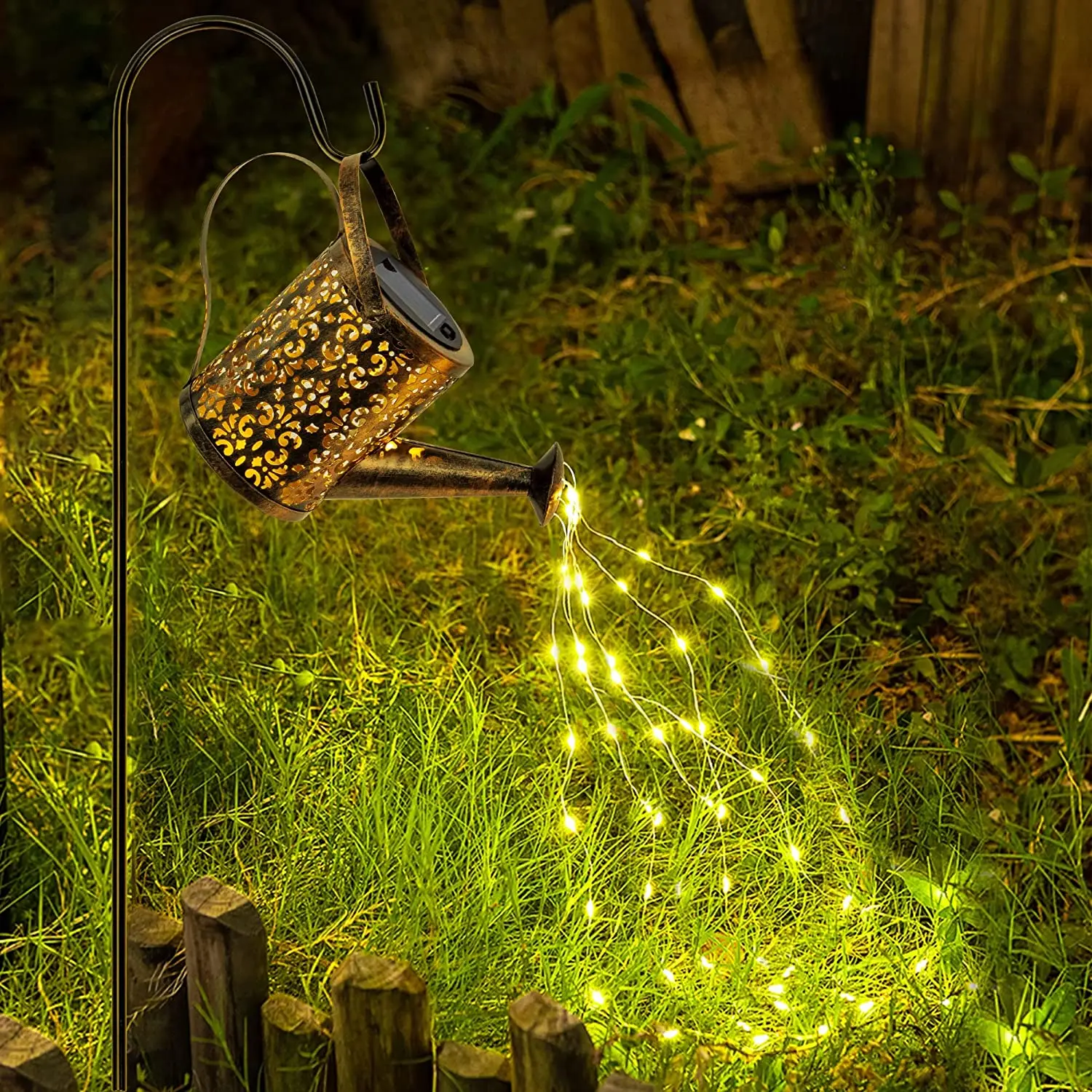 

LED Outdoor Solar Watering Can Decorative Garden Art Lights, Retro Waterproof Garden Courtyard Decorative Wooden Post Lights