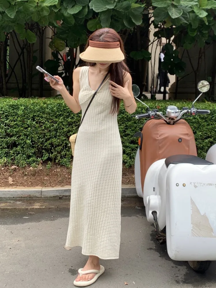 

Женское платье-миди без рукавов, однотонное приталенное платье-жилет с V-образным вырезом, Элегантное повседневное платье в Корейском стиле, лето 2023