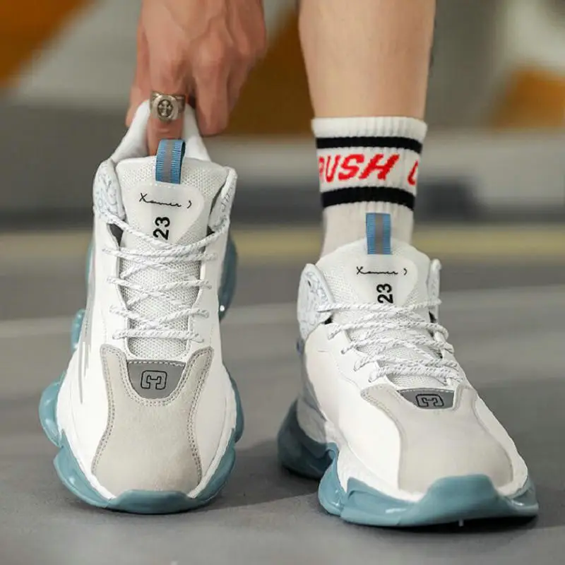 Classic Retro Men Sneakers Non-slip Sports Shoes Man Gym Training Athletic Basketball Sneakers