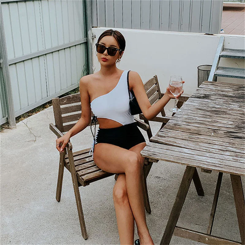 

Женский новый модный сексуальный слитный купальник на одно плечо 2023