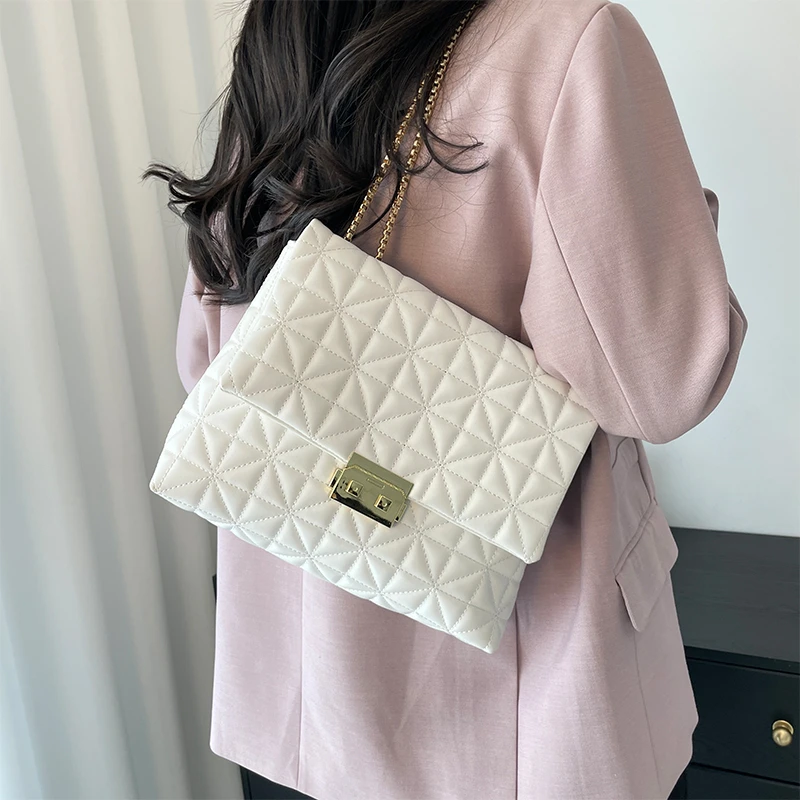 New Arrive Chain Shoulder Bags Travel Bags Leather  for Women Women 2023 New Summer Fashion Chain Shoulder Purses for Sale