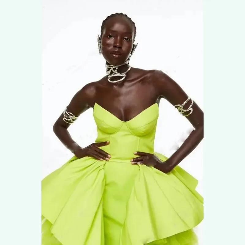 Неоново-зеленое пышное платье для выпускного вечера ярко-зеленое модное