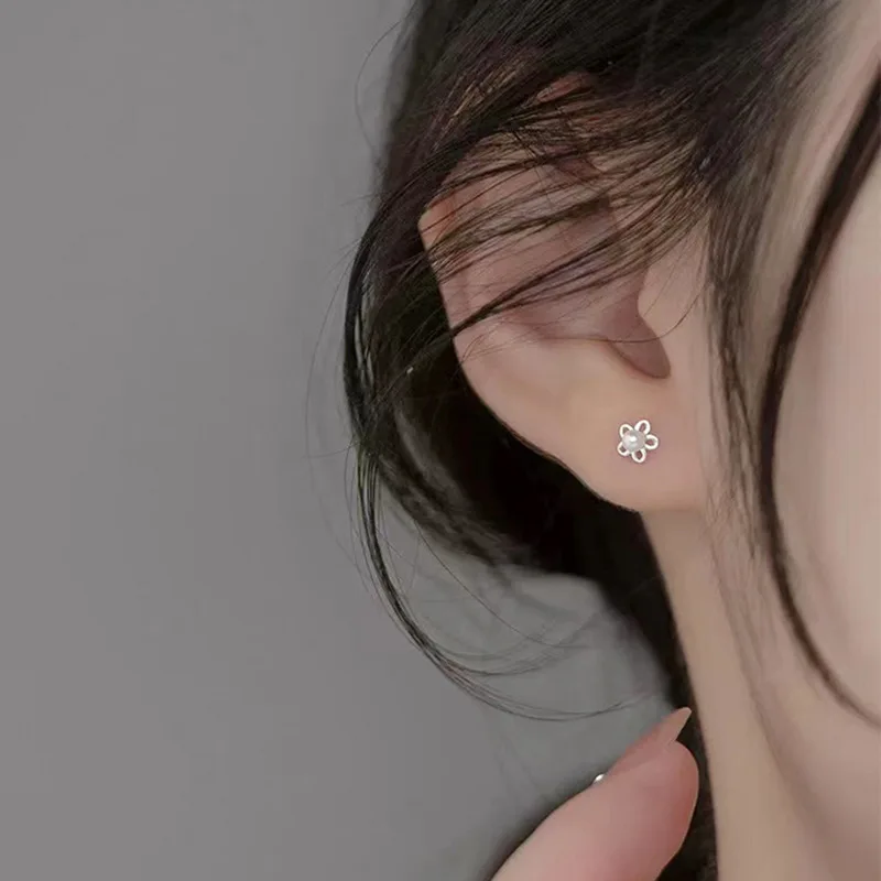 VOQ простые серьги в виде цветка яркие с милым жемчугом для девушек и студентов