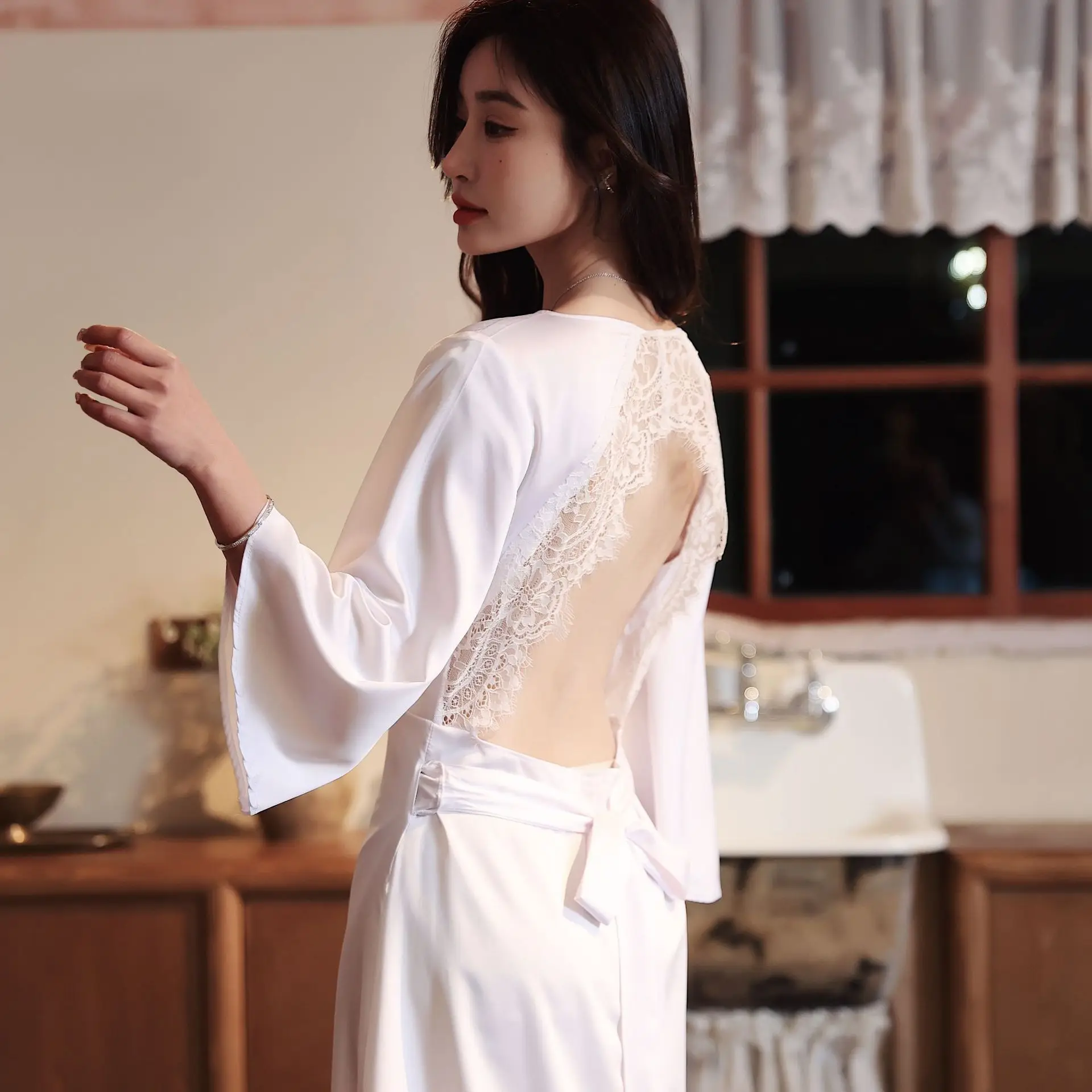 Spring Bridal Robes Satin Morning Gown Sexy Back Hollow Lace Pajamas Wedding Dress Long Burgundy Popular Silk Summer Bride Gowns