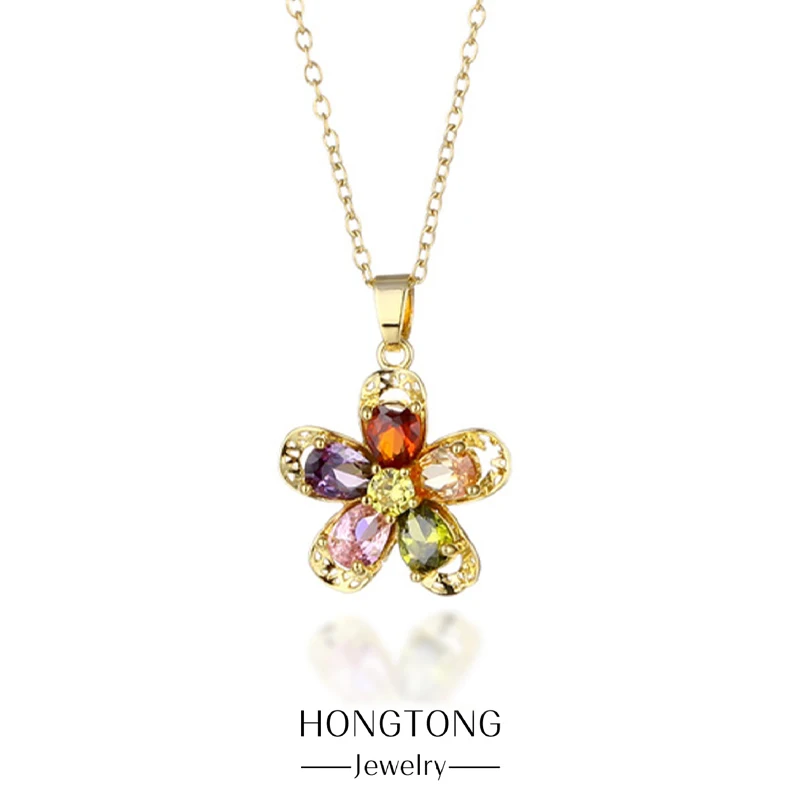 

HONGTONG Crystal Flower Pendant Personality Color Diamond Petal Clavicle Chain Stainless Steel Zircon Necklace Female