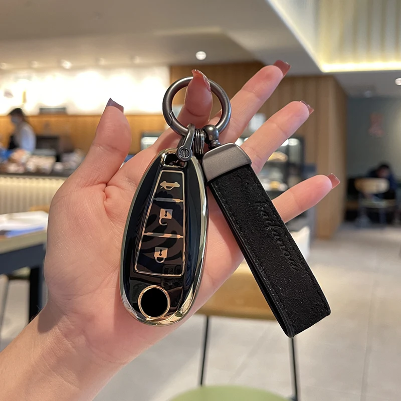 

Leather Keychain Keyless Tpu Car Key Case Cover for Suzuki Vitara Swift Ignis Kizashi SX4 Baleno Ertiga 2016 2017 2018 2019